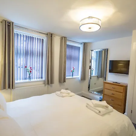 The Westminster Suite Plymouth Exterior photo